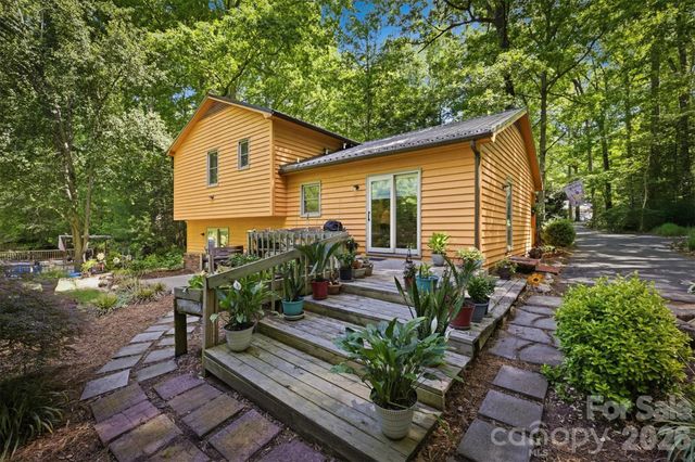 3432 Ridgewood Drive, Morganton, NC 28655