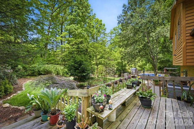 3432 Ridgewood Drive, Morganton, NC 28655