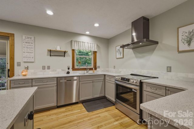 3432 Ridgewood Drive, Morganton, NC 28655