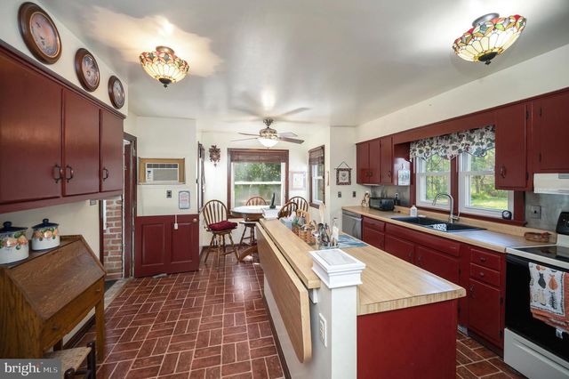 31934 INDIANTOWN RD, Locust Grove, VA 22508