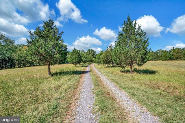 31934 INDIANTOWN RD, Locust Grove, VA 22508