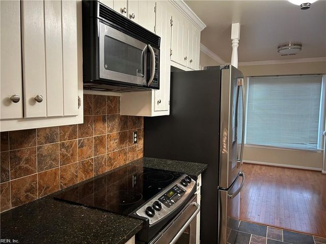 12 Capps Quarters, Hampton, VA 23669