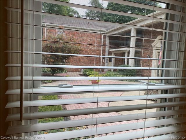 885 N Old Woodward Avenue 15, Birmingham, MI 48009