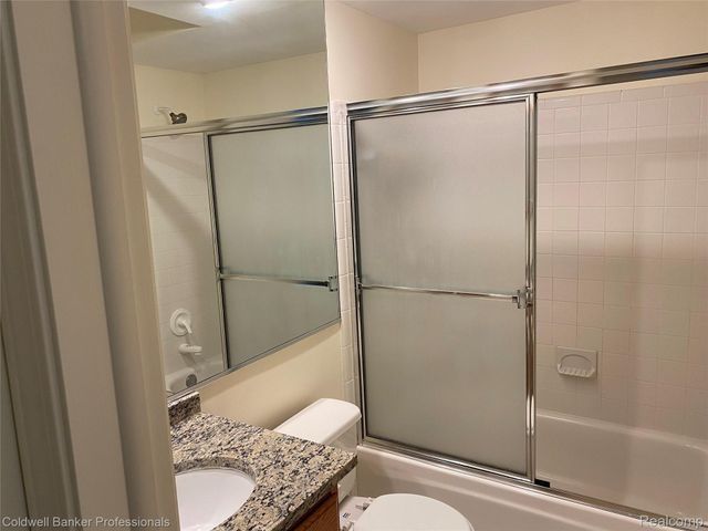 885 N Old Woodward Avenue 15, Birmingham, MI 48009