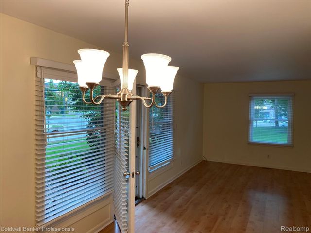 885 N Old Woodward Avenue 15, Birmingham, MI 48009