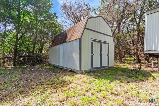 1400 Valley View Road, Wimberley, TX 78676