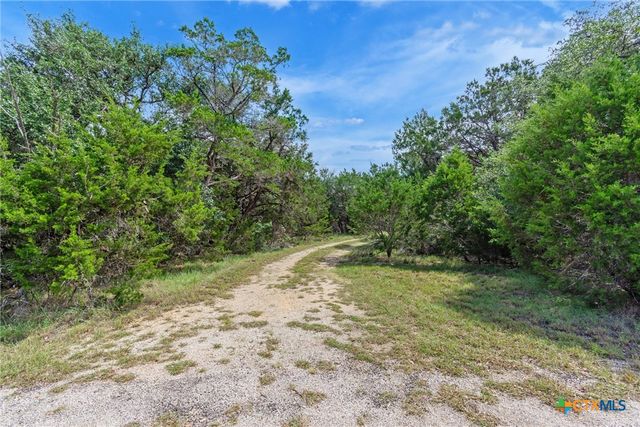 1400 Valley View Road, Wimberley, TX 78676
