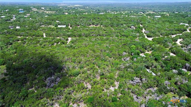 1400 Valley View Road, Wimberley, TX 78676
