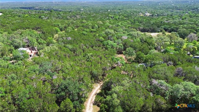 1400 Valley View Road, Wimberley, TX 78676