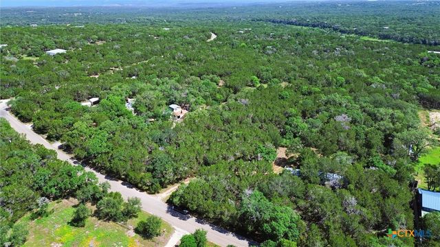 1400 Valley View Road, Wimberley, TX 78676