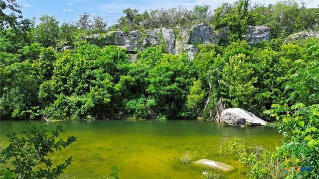 1400 Valley View Road, Wimberley, TX 78676