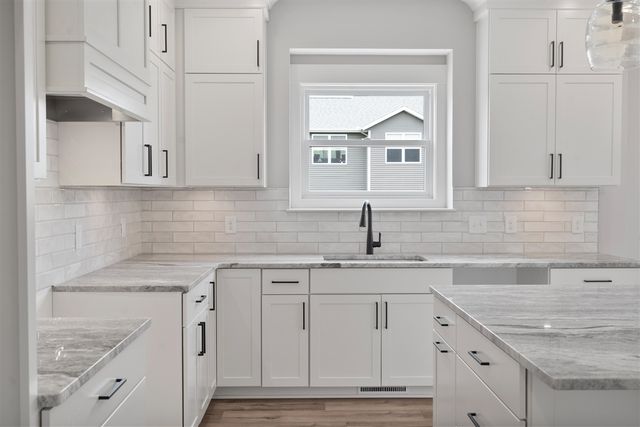 8090 W Pq Avenue, Kalamazoo, MI 49009