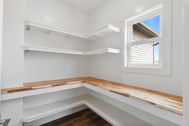 8090 W Pq Avenue, Kalamazoo, MI 49009