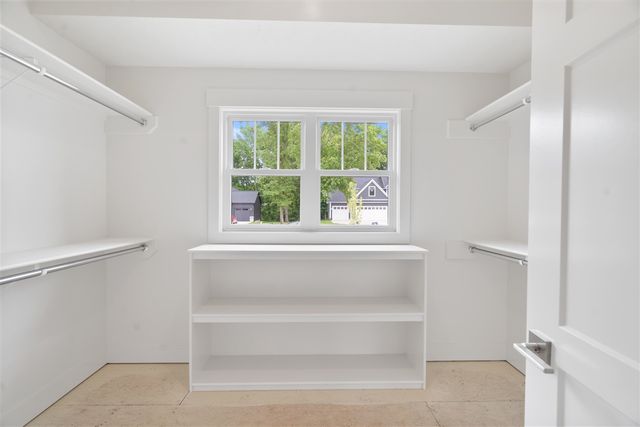 8090 W Pq Avenue, Kalamazoo, MI 49009