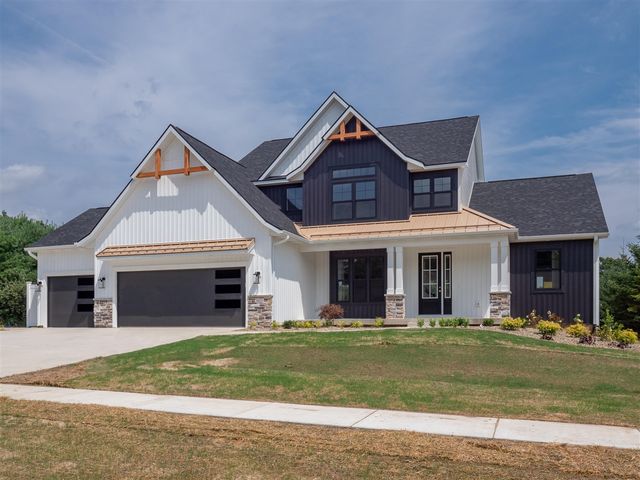 8090 W Pq Avenue, Kalamazoo, MI 49009