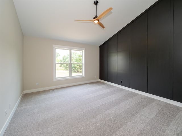 8090 W Pq Avenue, Kalamazoo, MI 49009