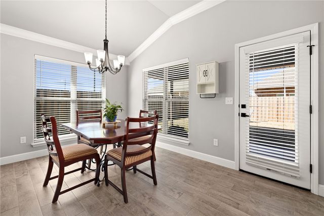 5558 Clear Springs Avenue, Springdale, AR 72762