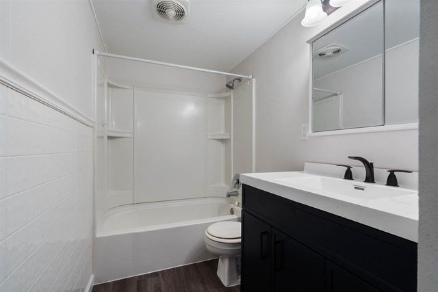 5301 E 4th Street, Superior, WI 54880