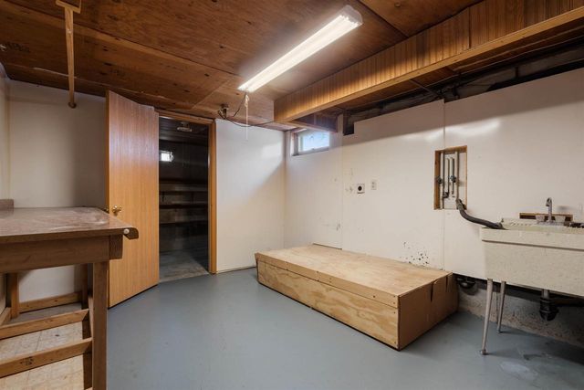 5301 E 4th Street, Superior, WI 54880