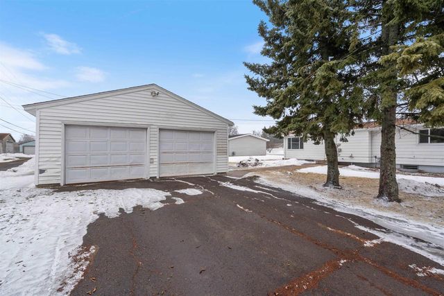 5301 E 4th Street, Superior, WI 54880