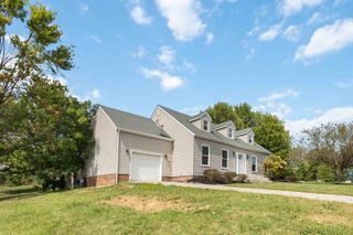 2016 Greentree Drive, Richmond, KY 40475
