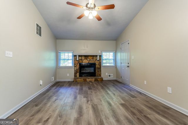 3320 Revere Circle, Snellville, GA 30039