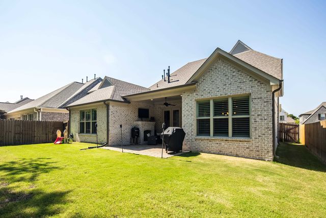 10249 EVERGREEN MANOR CV, Lakeland, TN 38002