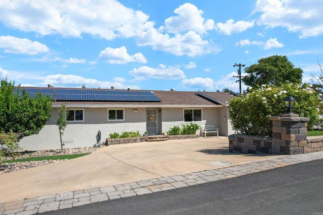 10336 Don Pico Ct, Spring Valley, CA 91978