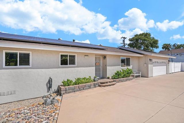 10336 Don Pico Ct, Spring Valley, CA 91978