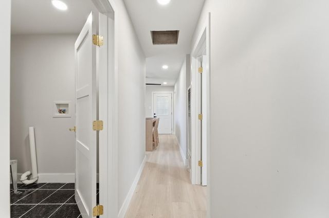 613 Beard Ave, Modesto, CA 95354