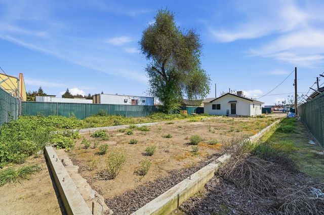 613 Beard Ave, Modesto, CA 95354