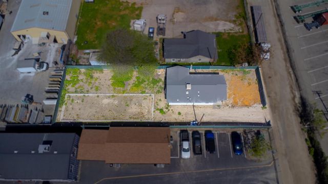 613 Beard Ave, Modesto, CA 95354