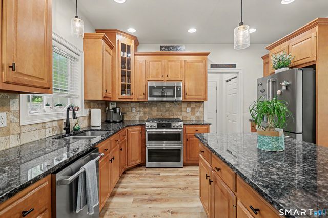156 Soundview Avenue, Shelton, CT 06484