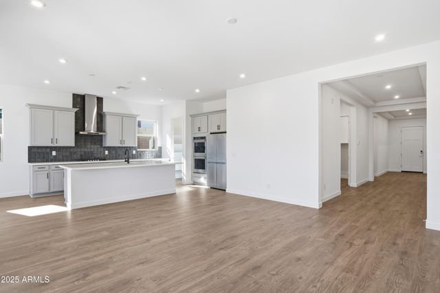 10231 S 20th Lane, Phoenix, AZ 85041