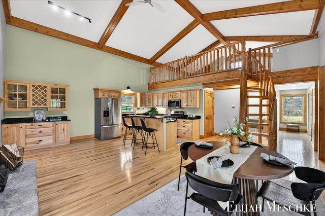 8977 2 Mile Road Ne, Ada Twp, MI 49301