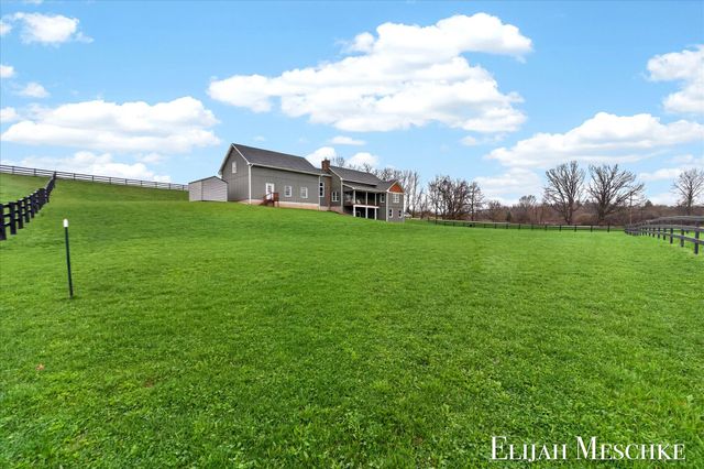 8977 2 Mile Road Ne, Ada Twp, MI 49301