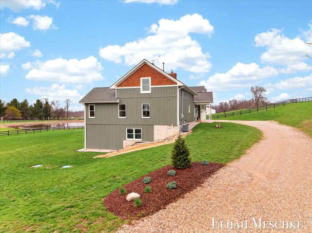 8977 2 Mile Road Ne, Ada Twp, MI 49301