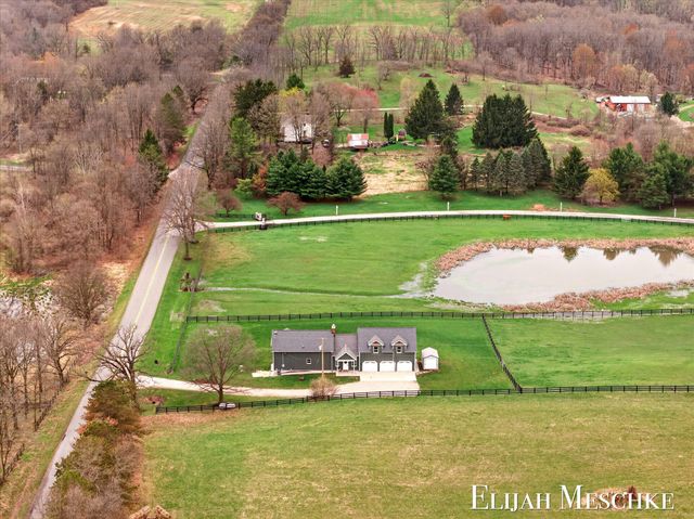 8977 2 Mile Road Ne, Ada Twp, MI 49301