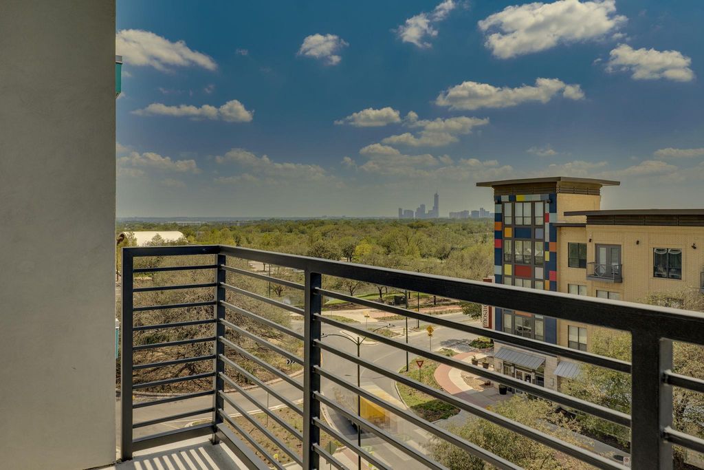 1701 Simond Ave 524, Austin, TX 78723