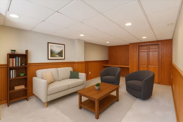 5157 Walnut Drive, Pleasant Hill, IA 50327