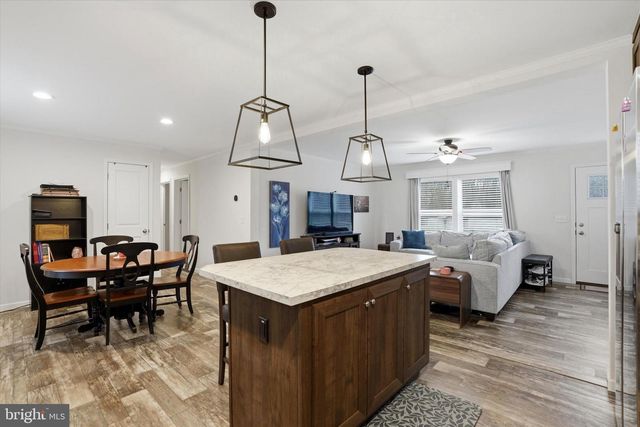 398 LAUREL RUN DR, Quakertown, PA 18951