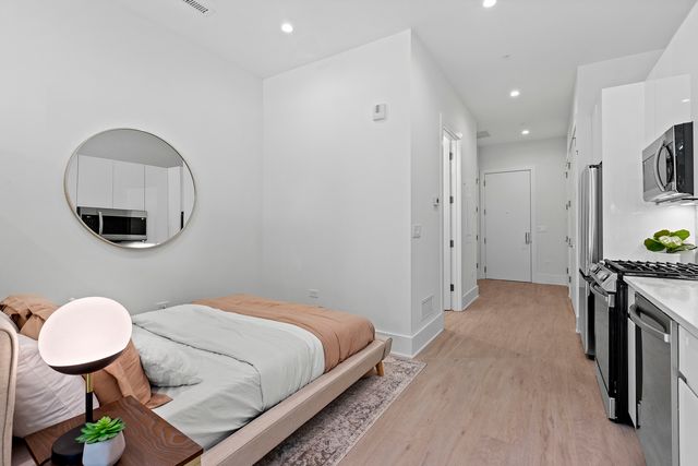 812 W Adams Street 410, Chicago, IL 60607