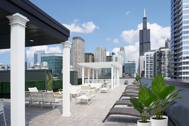 812 W Adams Street 410, Chicago, IL 60607