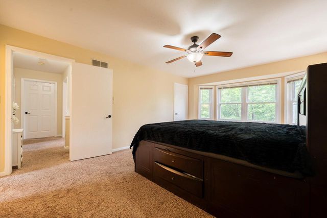 N102W15801 Flintlock TRAIL, Germantown, WI 53022