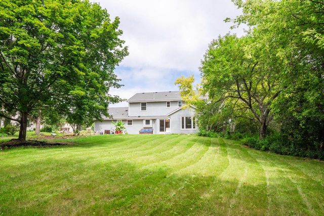 N102W15801 Flintlock TRAIL, Germantown, WI 53022