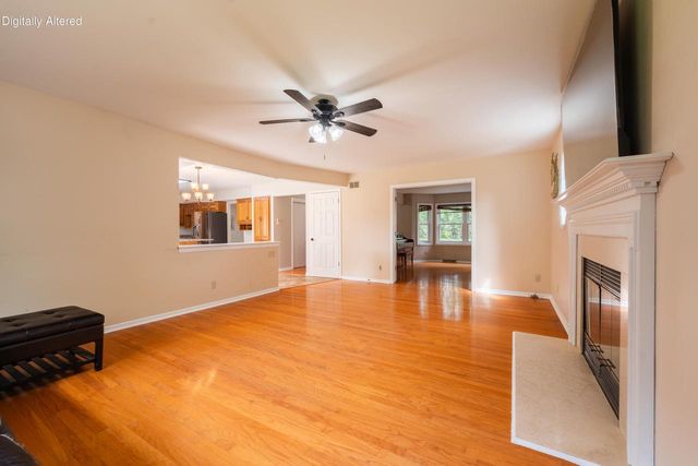 N102W15801 Flintlock TRAIL, Germantown, WI 53022