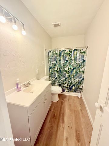 41 Pecan Street, Grenada, MS 38901