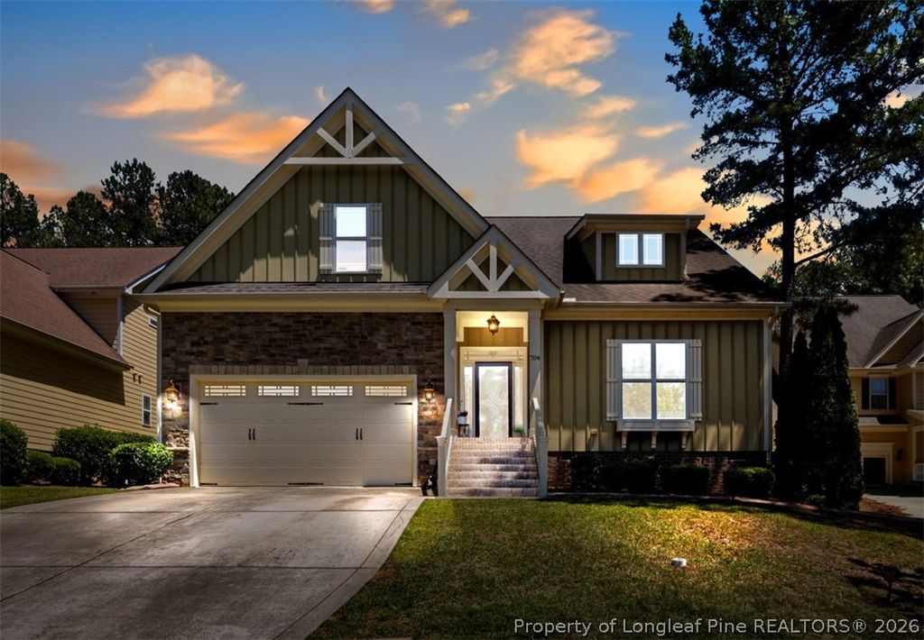 704 Micahs Way N, Spring Lake, NC 28390 — photo 2