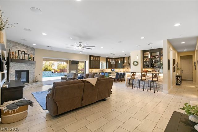 9117 Hickam Avenue, Las Vegas, NV 89129