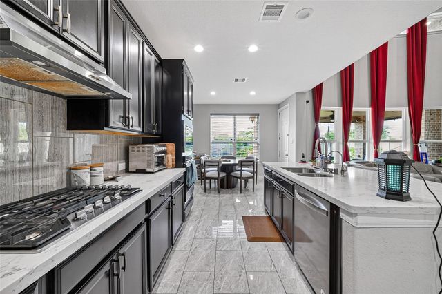 702 Honeybush Drive Drive, Richmond, TX 77406